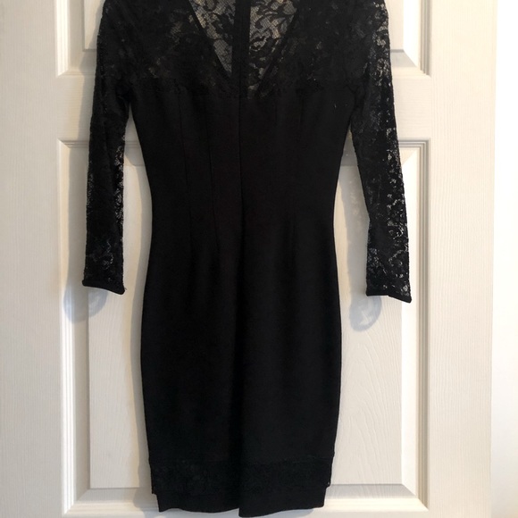 Robert Rodriguez: black dress with lace details - Picture 2 of 6